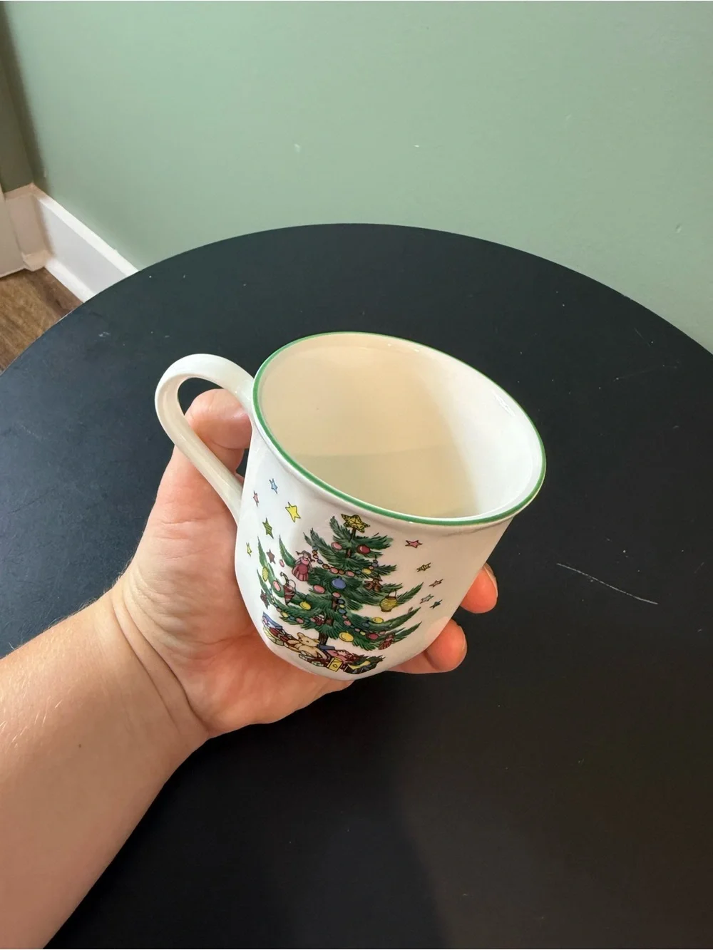 Vintage Christmastime mug by NIKKO, 1986